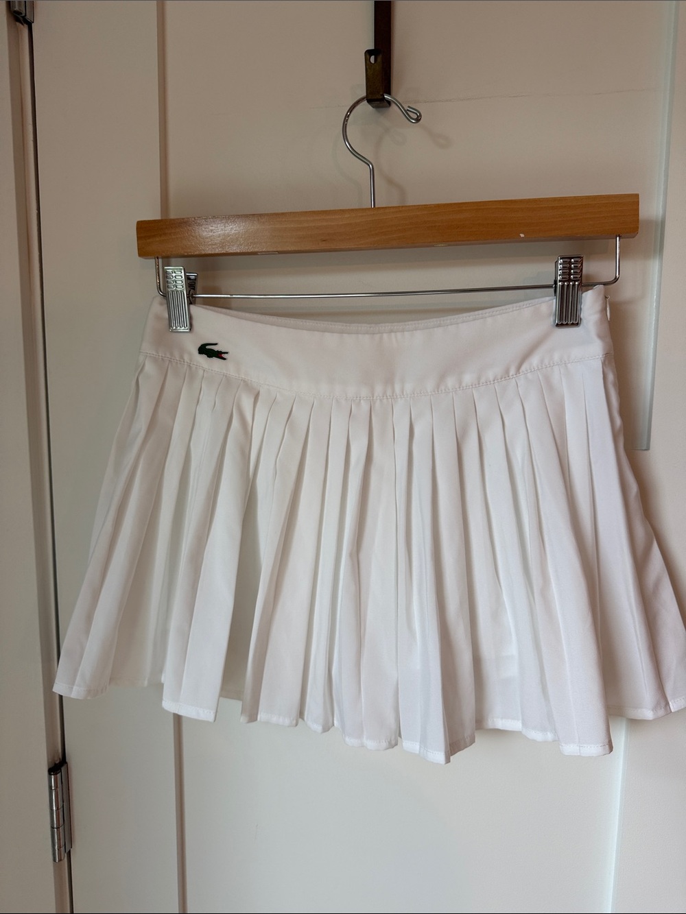 Lacoste Sport Pleated Tennis Skort White Built In Shorts Athletic Size 32 EU